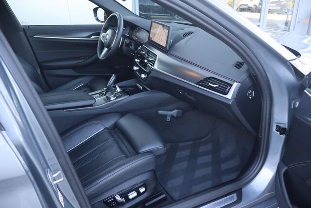 BMW 5-SERIE 530e Business Edition Plus - NL Auto!! Stoelverw I Mem. Seats I Pano