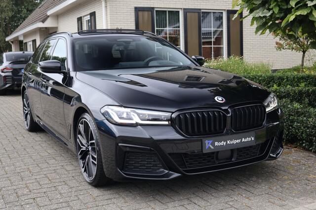 BMW 5-SERIE 530e (292pk) M pakket HUD/HenK/Pano/Comfort Stoelen/20inch