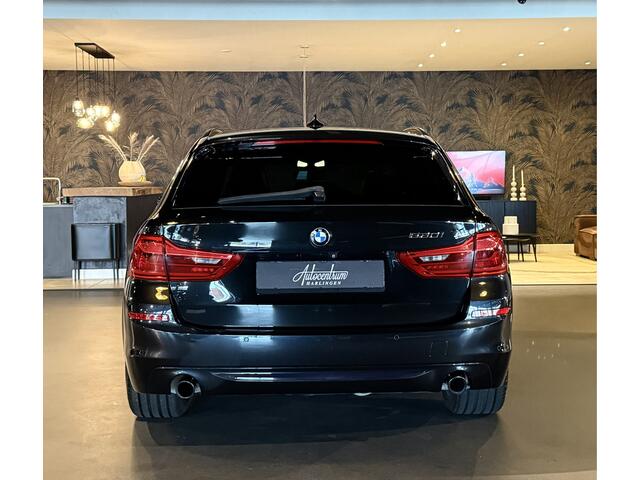 BMW 5-SERIE Touring 530i High Exe I Pano I Head-Up I Camera