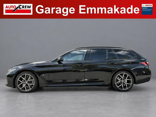 BMW 5-SERIE Touring 520i Business Edition Plus | Trekhaak elek. | Leder