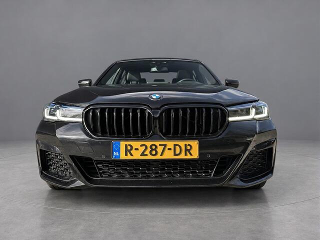 BMW 5-SERIE Touring 520i Business Edition Plus | Trekhaak elek. | Leder