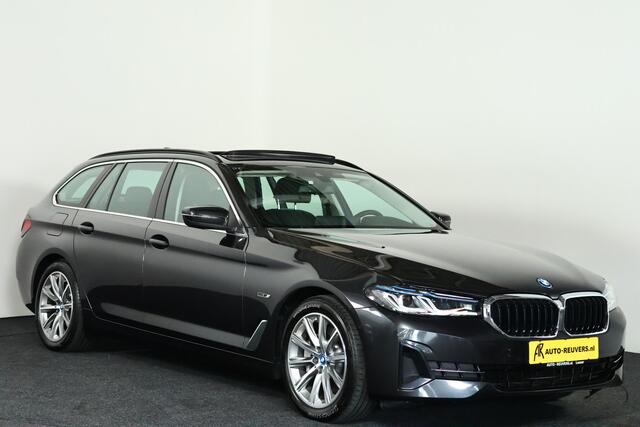 BMW 5-SERIE Touring 530e xDrive Business Edition Plus Navi / Cruise / HUD / Panorama / Carplay
