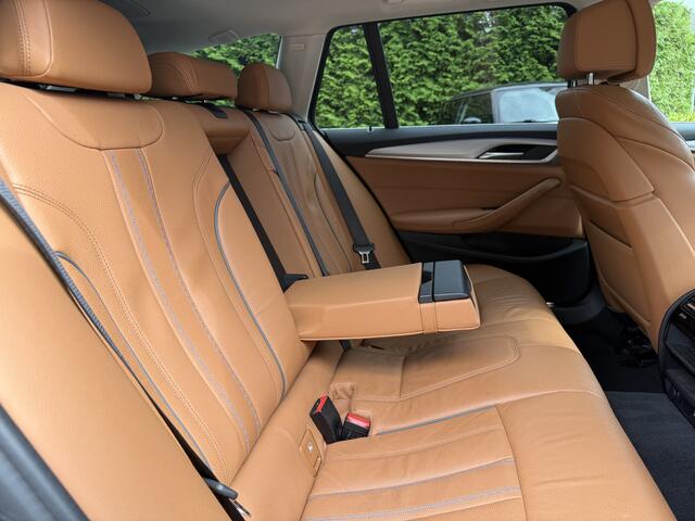 BMW 5-SERIE Touring 530e Business Edition Plus, Sport-leder Dakota | Orig NL auto | Navi & CarPlay