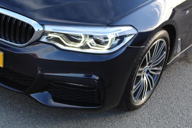 BMW 5-SERIE Touring 540i xDrive High Executive M-Sport | Vol opties! | 2e eigenaar