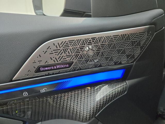 BMW 5-SERIE Touring 550e xDrive M-SPORT PRO | LEDER | PANO-DAK | HEAD-UP | LEDER | BOWERS & WILKINS | TRAVEL-PAKKET | SURROUND PAKKET | INNOVATIE-PAKKET ( NWPRIJS 105.000,- )