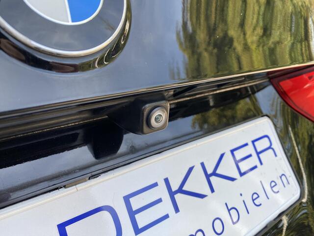 BMW 5-SERIE Touring 520i Corporate Lease Executive Elek trekhaak / Sport Stoelen / Camera / Elek trekhaak / 18''
