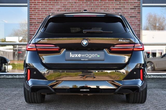 BMW 5-SERIE Touring 530e xDrive M-Sport Pro Pano Trekh 360 HUD H/K 20inch