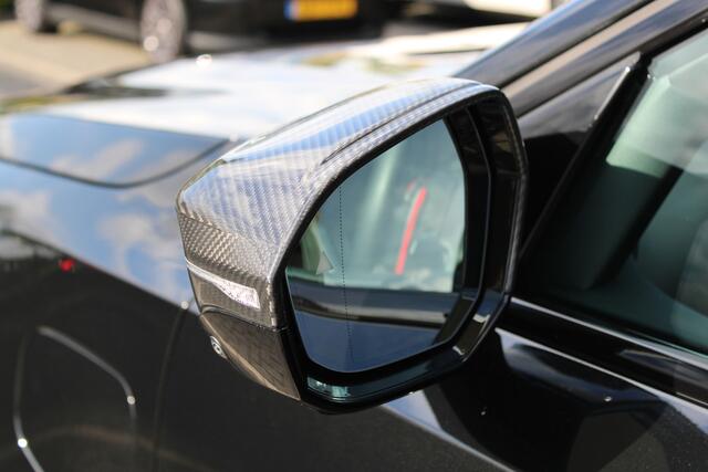 BMW 5-SERIE Touring M5 Automaat / Panoramadak / M Drive Professional / M Carbon-keramische remmen / Comfort Access / Comfort Access / Bowers & Wilkins / Parking Assistant Professional