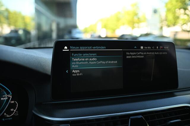 BMW 5-SERIE 530e High Executive M Sport Automaat / Trekhaak / Comfortstoelen / Comfort Access / Laserlight / Stoelverwarming / Parking Assistant Plus