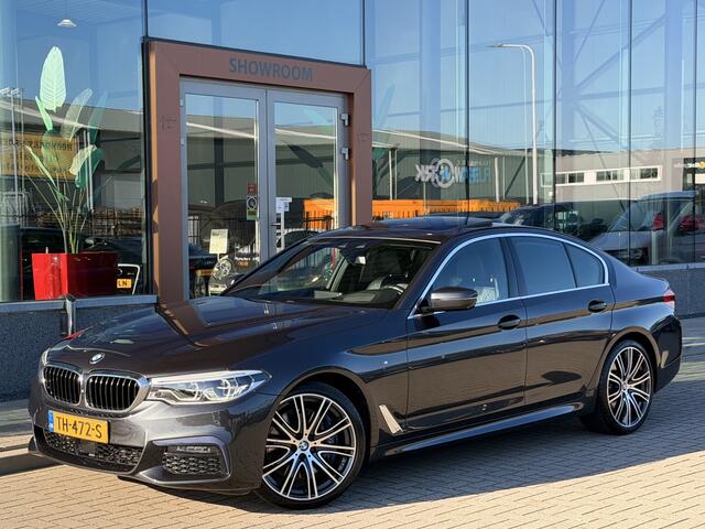 BMW 5-SERIE 540i xDrive M-Sport | Harman Kardon | ACC |Schuif/Kanteldak | Memory | Stoel/Stuurverwarming | Sfeerverlichting | Achteruitrijcamera | HUD |