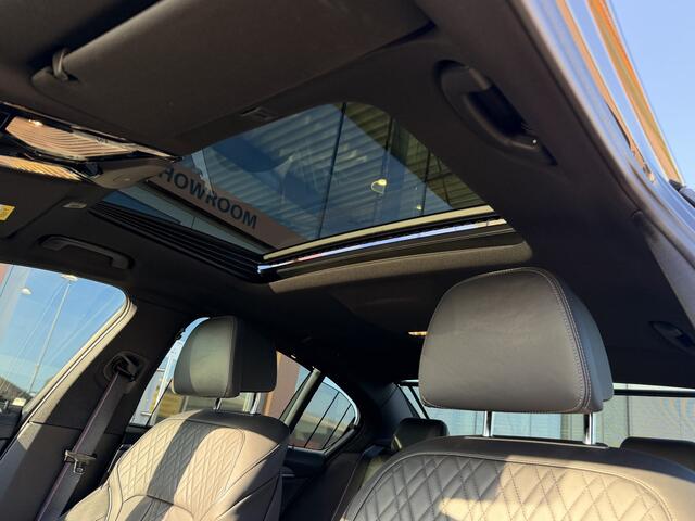 BMW 5-SERIE 540i xDrive M-Sport | Harman Kardon | ACC |Schuif/Kanteldak | Memory | Stoel/Stuurverwarming | Sfeerverlichting | Achteruitrijcamera | HUD |