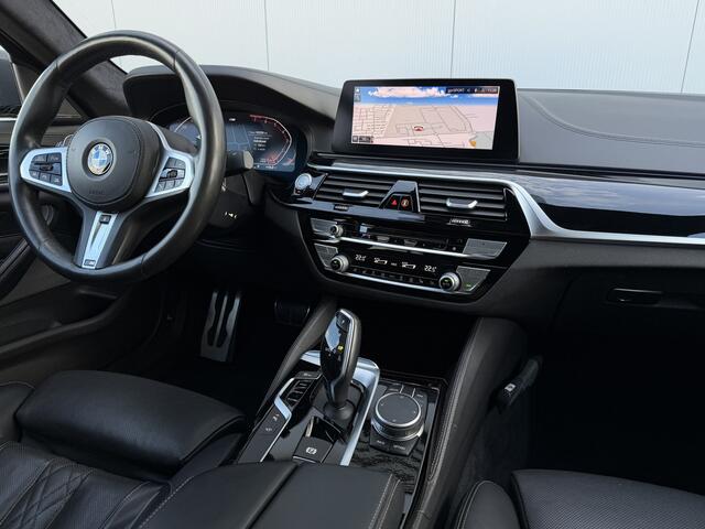 BMW 5-SERIE 540i High Executive Automaat M-Sport/Schuifdak/1e eigenaar.
