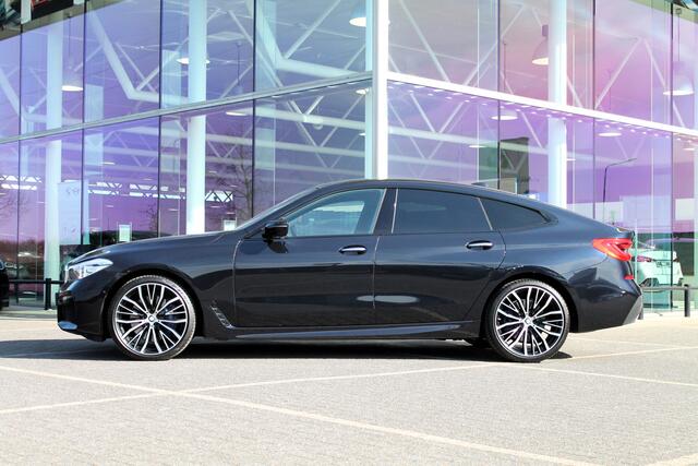 BMW 6-SERIE Gran Turismo 630d High Executive M Sport Automaat / Sportstoelen / Achteruitrijcamera / Comfort Access / Navigatie Professional / Stoelverwarming