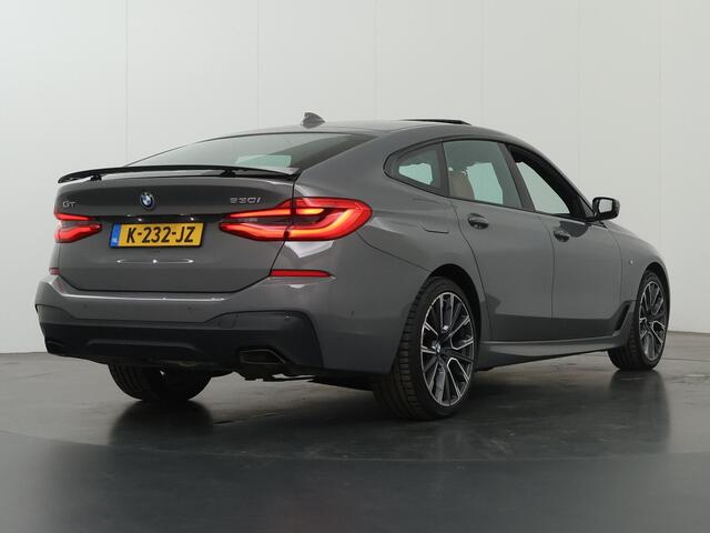BMW 6-SERIE Gran Turismo 630i High Executive | M-Pakket | Panoramadak | Ele.verstelbare stoelen + Geheugen | 360 Camera | DAB | Apple Carplay/Android Auto | Adaptieve Cruise Control | Ele.wegklapbare trekhaak | SoftClose |