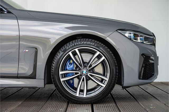 BMW 7-SERIE Sedan 745e | High Executive / Model M Sport / Active Steering / BMW Personal CoPilot Pack / Massage /