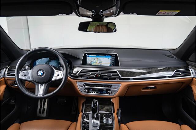 BMW 7-SERIE Sedan 745e | High Executive / Model M Sport / Active Steering / BMW Personal CoPilot Pack / Massage /