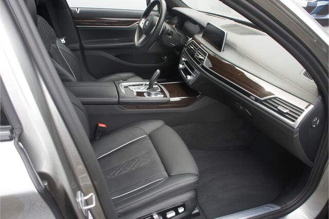 BMW 7-SERIE 750i xDrive High Executive