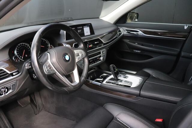 BMW 7-SERIE 740i High Executive | LEDER | SCHUIFDAK | MEMORY | STOELVERWARMING | HEAD-UP | CAMERA | NAVI | CRUISE |