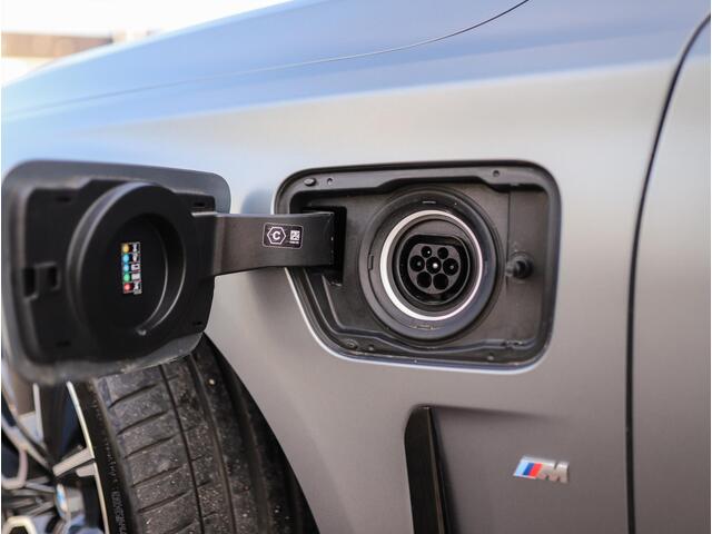 BMW 7-SERIE 745Le High Executive | Full Option! | Individual | Frozen Bluestone | M-Sport | Massage | Bowers & Wilkins
