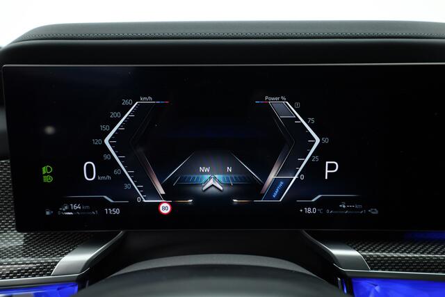 BMW 7-SERIE 750e xDrive M Sport | Pano | Skylounge | HUD | Soft Close | Luchtvering | Massage | B&W |