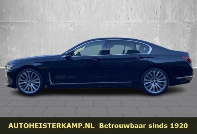 BMW 7-SERIE 730d 286 PK ACC Head-Up Trekhaak Massage Soft Close 20 Inch