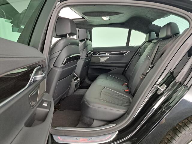 BMW 7-SERIE 730d High Executive Aut. *PANO | HEAD-UP | ADAPT.CRUISE | LASER-LIGHT | SOFT-CLOSE | MASSAGE | NAPPA-LEATHER | HARMAN/KARDON | MEMORY-PACK | BLIS | TOP-VIEW | DAB+ | KEYLESS | 20''ALU*