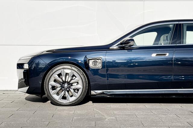 BMW 7-SERIE 750e xDrive