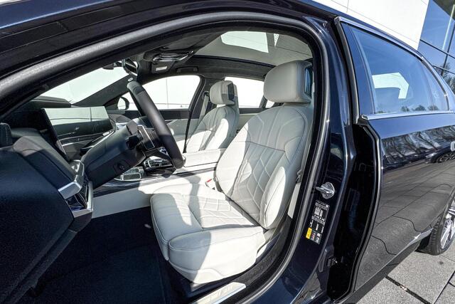BMW 7-SERIE 750e xDrive