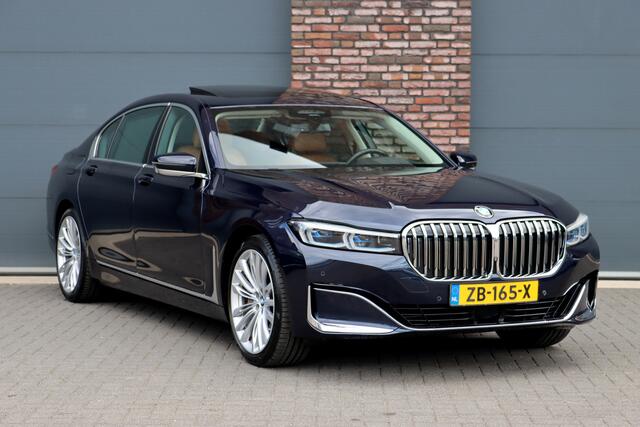 BMW 7-SERIE 745Le xDrive High Executive Aut8 | Panoramadak | Luchtvering | Surround Camera | HUD | Stoelventilatie | Memory | Harman/Kardon