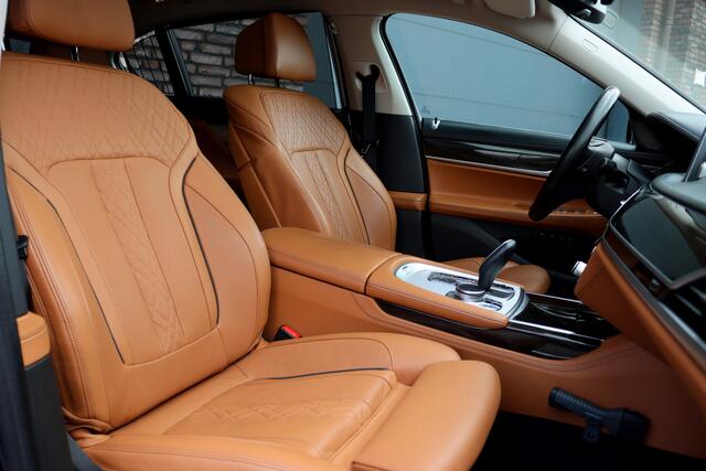 BMW 7-SERIE 745Le xDrive High Executive Aut8 | Panoramadak | Luchtvering | Surround Camera | HUD | Stoelventilatie | Memory | Harman/Kardon
