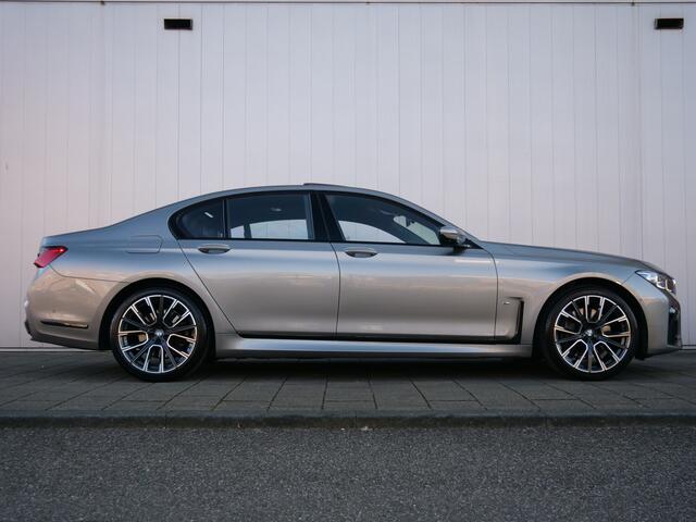 BMW 7-SERIE 745e 399pk High Executive i-Performance AUTOMAAT Laser LED / M-pakket / Alcantara hemel / Schuifdak