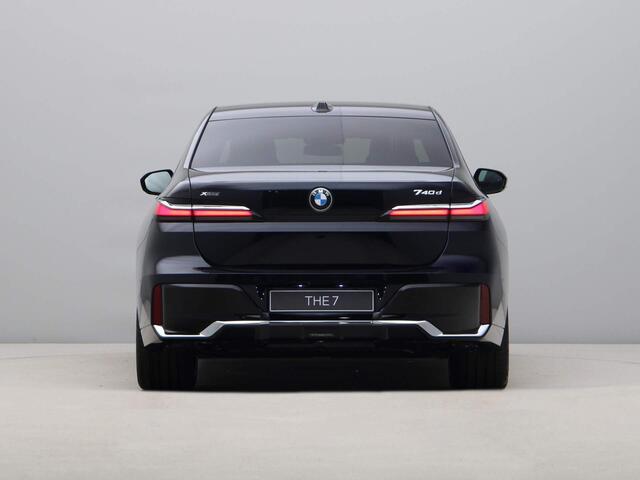 BMW 7-SERIE 740d xDrive