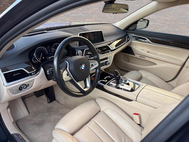 BMW 7-SERIE 750i High Executive 85000km!