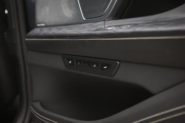 BMW 7-SERIE 745Le | 4X massage | HUD | Skylounge |