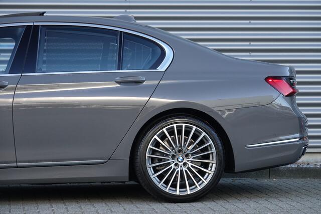 BMW 7-SERIE 745e High Executive | Schuifdak | H&K | Laser | HUD | Soft Close | Alcantara |