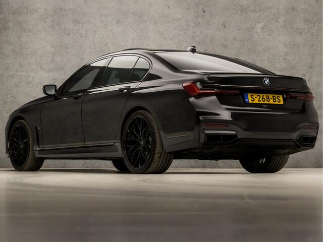 BMW 7-SERIE 740d xDrive M Sport High Executive 351Pk automaat (SCHUIFDAK, APPLE CARPLAY, BMW PREMIUM GARANTIE, ALARM KLASSE 5, LUCHTVERING, COMFORTSTOELEN MET MASSAGE, DISPLAY KEY, SFEERVERLICHTING, SOFTCLOSE, LASER LED, HEAD-UP DISPLAY,