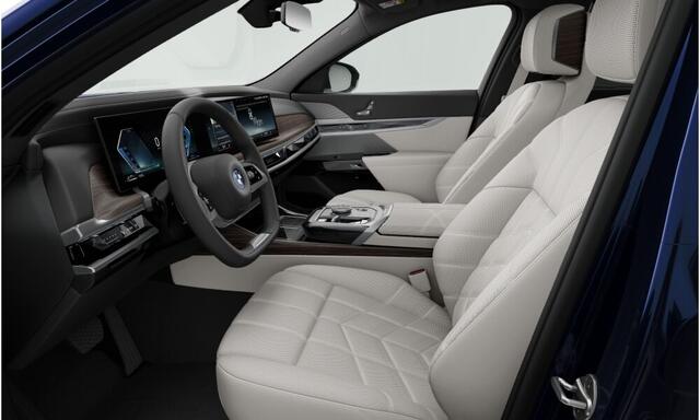 BMW 7-SERIE 750e xDrive | Individual | 21'' | CoPilot | Iconic Glow | 4x Stoelverw. | 360 Camera | Active Steering