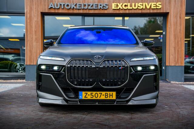 BMW 7-SERIE M760e xDrive Carbon 22" Velgen FireTV Ambient Softclose FULL OPTION! Trekhaak