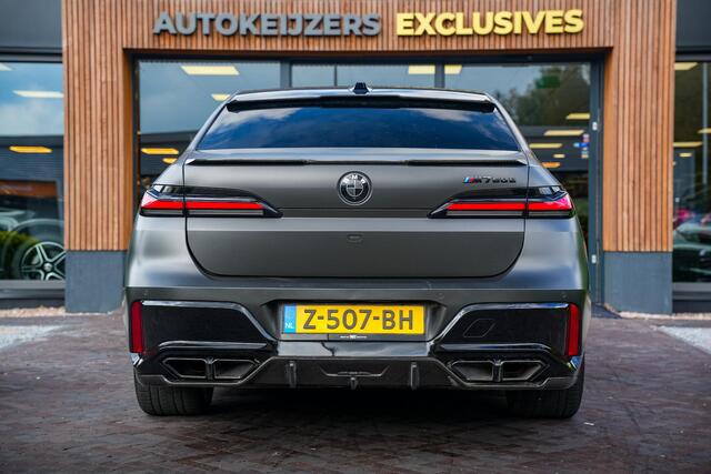 BMW 7-SERIE M760e xDrive Carbon 22" Velgen FireTV Ambient Softclose FULL OPTION! Trekhaak
