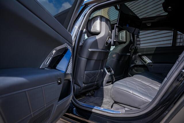 BMW 7-SERIE M760e xDrive Carbon 22" Velgen FireTV Ambient Softclose FULL OPTION! Trekhaak