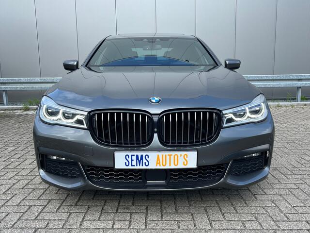 BMW 7-SERIE 740e iPerformance High Executive M-Sport Soft Close / Harman/Kardon / Head Up