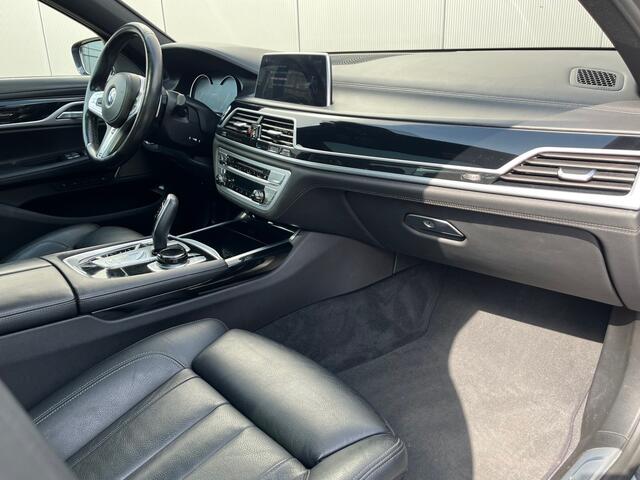 BMW 7-SERIE 740e iPerformance High Executive M-Sport Soft Close / Harman/Kardon / Head Up