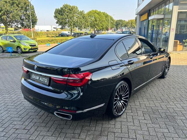 BMW 7-SERIE 730D 265PK AUTOMAAT XDRIVE HIGH EXECUTIVE FULLOPTIONS.