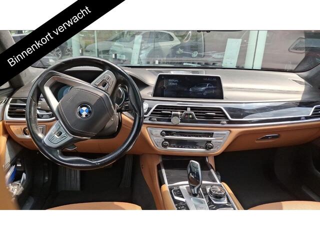 BMW 7-SERIE 740e iPerformance | 2E EIGENAAR | 12MND GARANTIE | LASER | BOWERS WILKINS | SCHUIFDAK | DAB | CARPLAY | HEAD - UP |