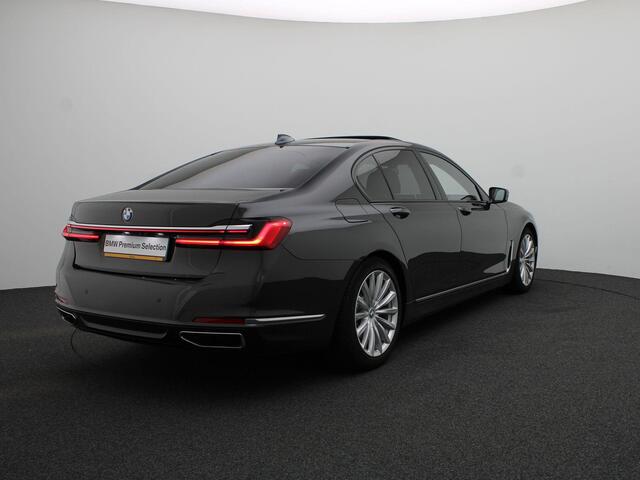 BMW 7-SERIE 750i xDrive High Executive | Driving Assist Prof. | Laserlight | Harman Kardon | Comfortstoel + Ventilatie | Schuifdak | 19''