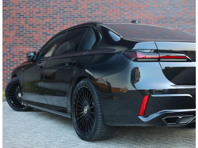 BMW 7-SERIE M760e xDrive | Full option! - Theatre screen - Sky - Trekhaak