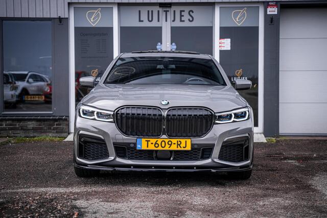 BMW 7-SERIE 745e M-Sport I Laser I Panorama I H&K I Individual I Dravitgrau I HuD I 360° I Dealer-onderhouden