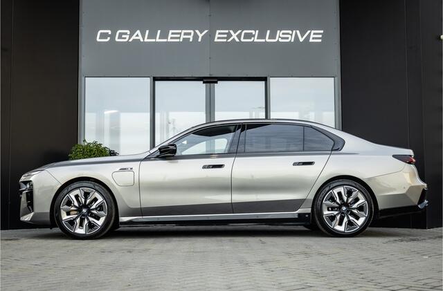 BMW 7-SERIE M760e xDrive - M Sport | Bowers & Wilkins | SkyLounge | Oxidgrau