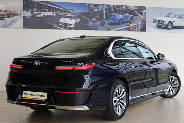 BMW 7-SERIE 750e xDrive | Stoelverwarming & Ventilatie | Head-Up Display | Massagestoelen