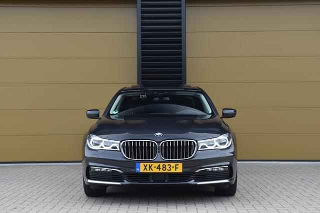 BMW 7-SERIE 740i High Executive * Schuifdak * Stoelmassage * Comfortstoelen * Sfeerverlichting *